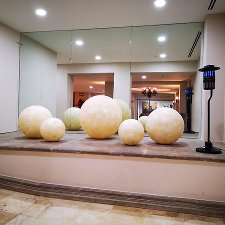 Holiday Inn Reynosa Zona Dorada Esterno foto