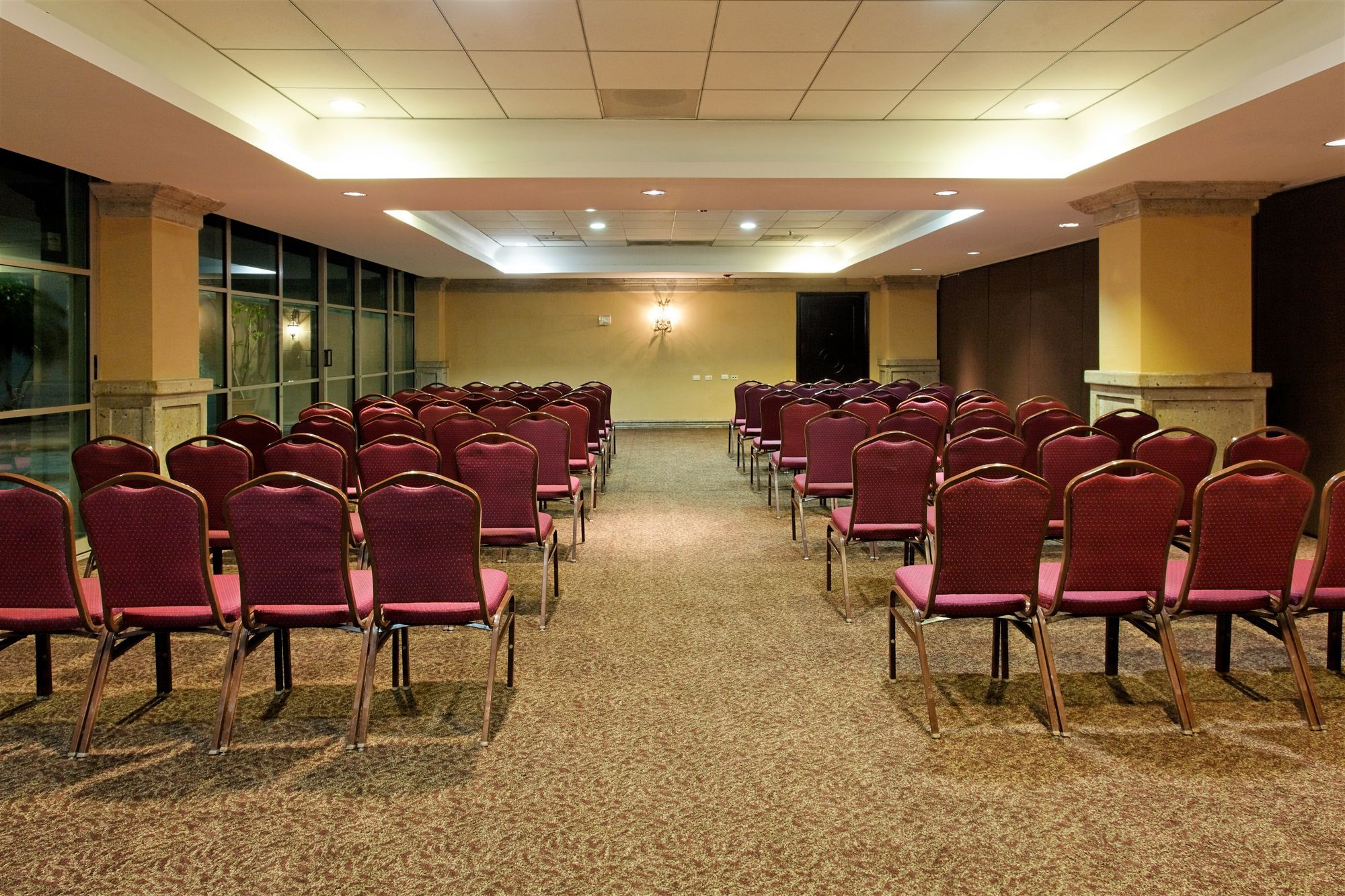 Holiday Inn Reynosa Zona Dorada Esterno foto
