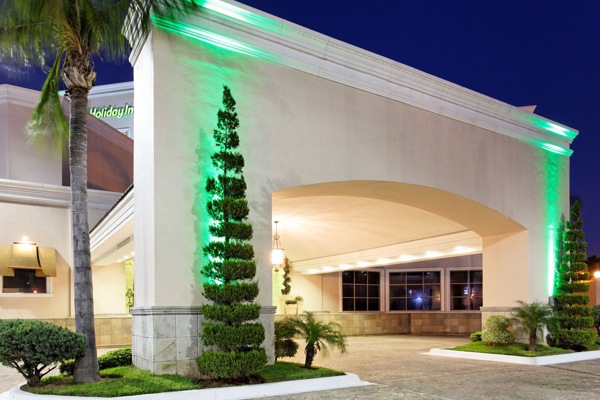 Holiday Inn Reynosa Zona Dorada Esterno foto
